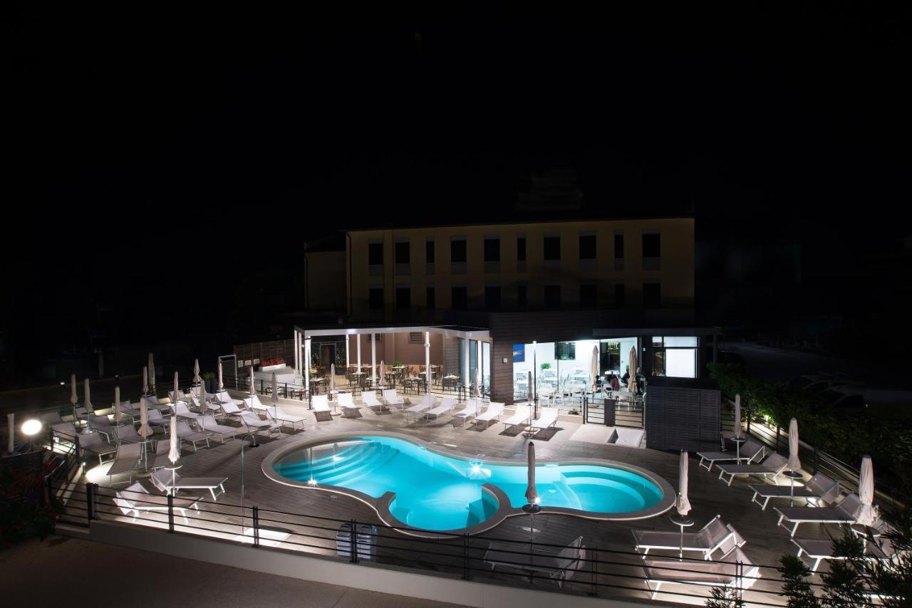 Hotel Ristorante Dante تورجانو المظهر الخارجي الصورة